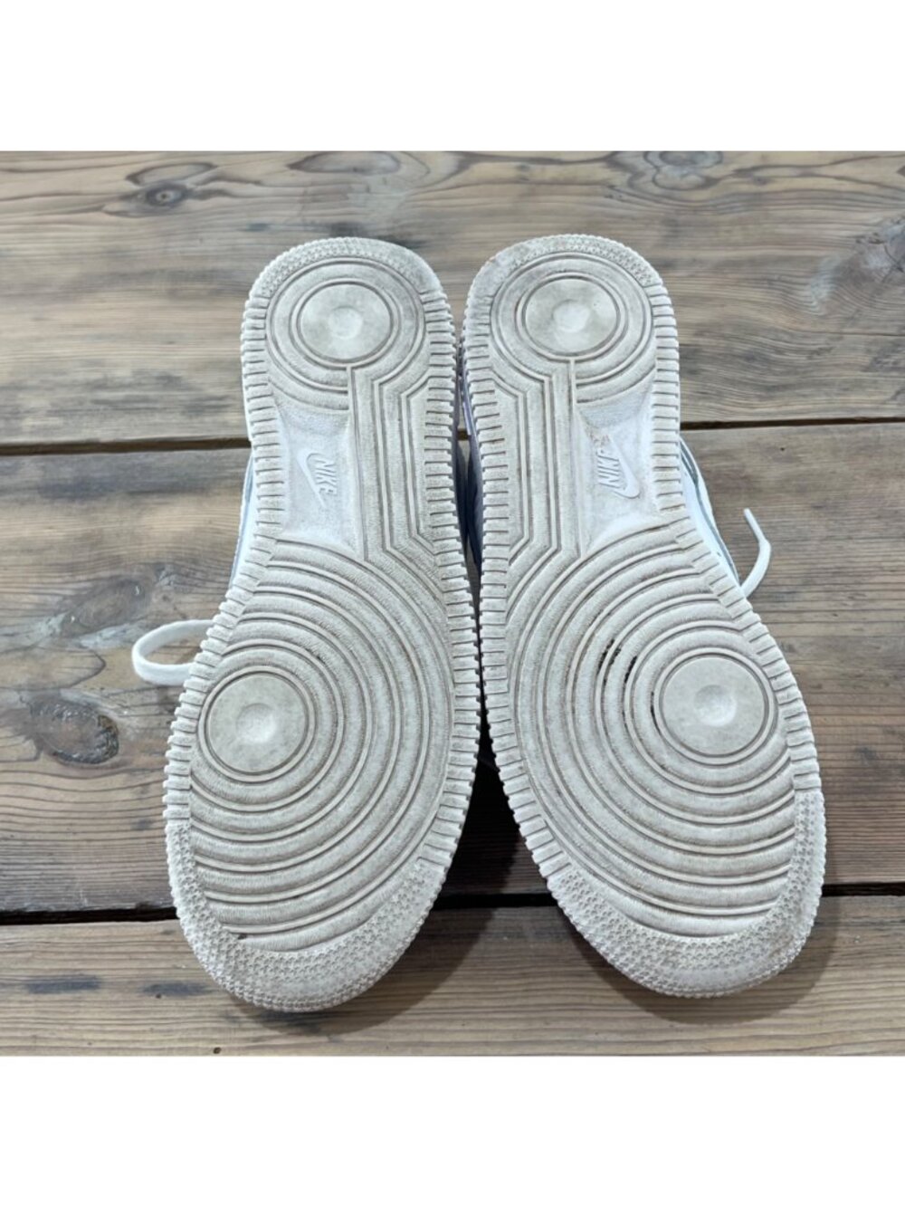 Nike Air Force 1 '07 Triple White Womens 8.5 White Leather Low Top Basketball - Picture 7 of 9